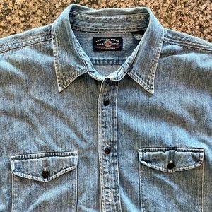 American Eagle- Men’s Large long sleeve denim shirt.